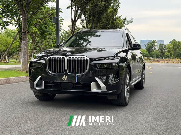 BMW X7 xDrive40i VersionLuxury - автомобиль из Китая