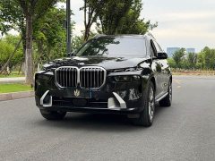 BMW X7 xDrive40i VersionLuxury - фото 1