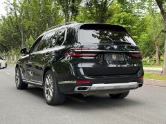 BMW X7 xDrive40i VersionLuxury - фото 16