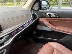 BMW X7 xDrive40i VersionLuxury - фото 7