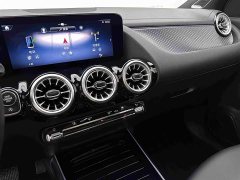 Mercedes-Benz GLA 220 - фото 12