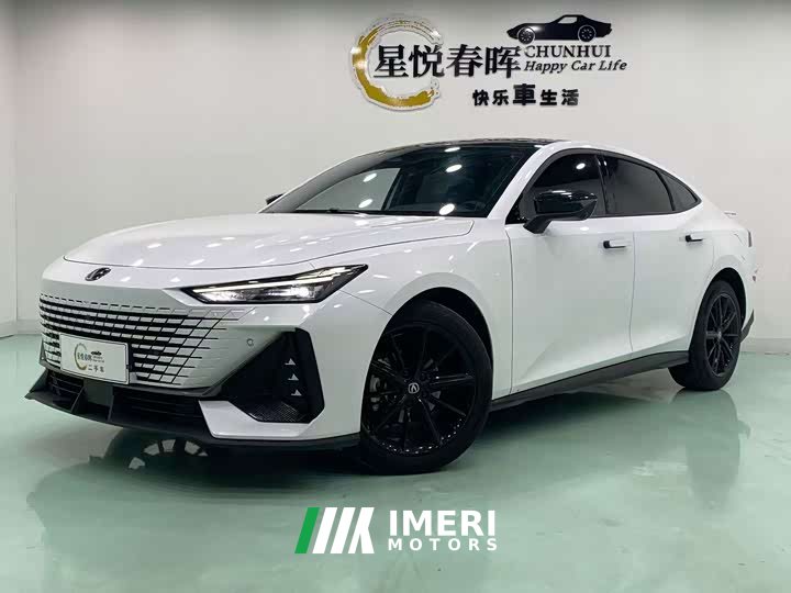 Changan UNI-V 1.5T Premium Version - автомобиль из Китая