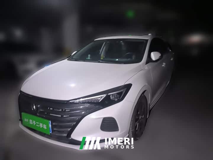 Changan PLUS 1.6L GDI Luxury Version - автомобиль из Китая