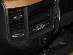 GAC RAM Trucks 5.7L Canada Spec Edition - фото 20