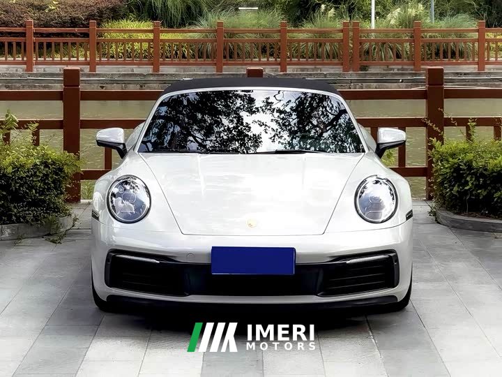 Porsche 911 Carrera Cabriolet 3.0T