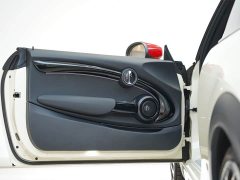 BMW MINI JCW 2.0T JOHN COOPER WORKS Pat MossAnniversary Edition - фото 12