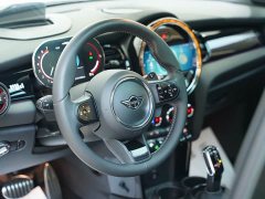 BMW MINI JCW 2.0T JOHN COOPER WORKS Pat MossAnniversary Edition - фото 16
