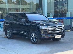 Toyota Land Cruiser (imported) LC300 2023 3.5T Middle East version - фото 1