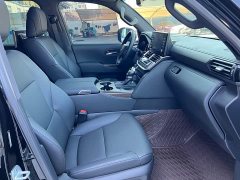 Toyota Land Cruiser (imported) LC300 2023 3.5T Middle East version - фото 10
