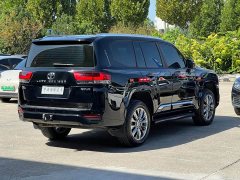 Toyota Land Cruiser (imported) LC300 2023 3.5T Middle East version - фото 14