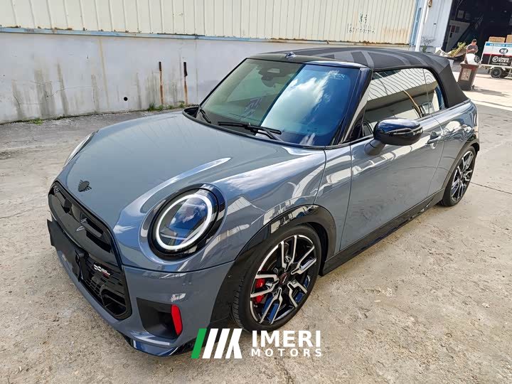 BMW MINI JCW JOHN COOPER WORKS CABRIO - автомобиль из Китая