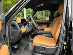 Land Rover 110 5.0T V8 - фото 8