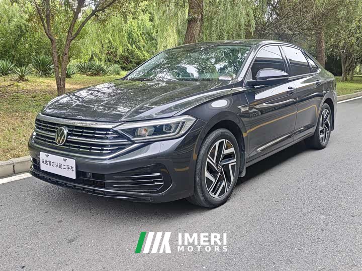 Xpeng 300TSI DSG Edition - автомобиль из Китая