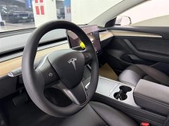Tesla Model 3 2022 rear-wheel drive version - фото 11