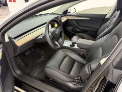Tesla Model 3 2022 rear-wheel drive version - фото 12