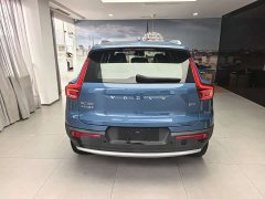 Volvo XC40 B3 Luxury Edition - фото 14