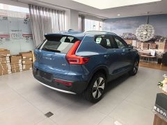 Volvo XC40 B3 Luxury Edition - фото 15