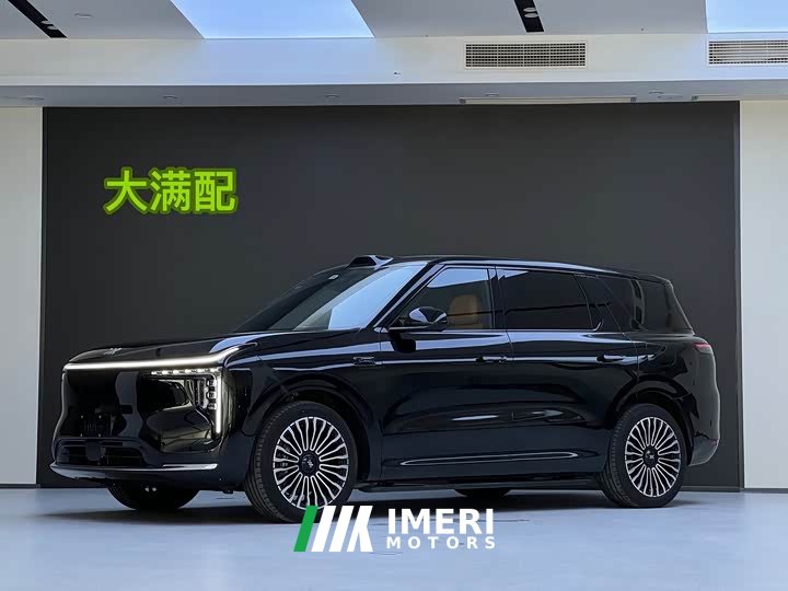 BMW LS8 52 Max - автомобиль из Китая