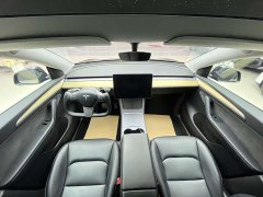 Tesla Model Y Edition - фото 6