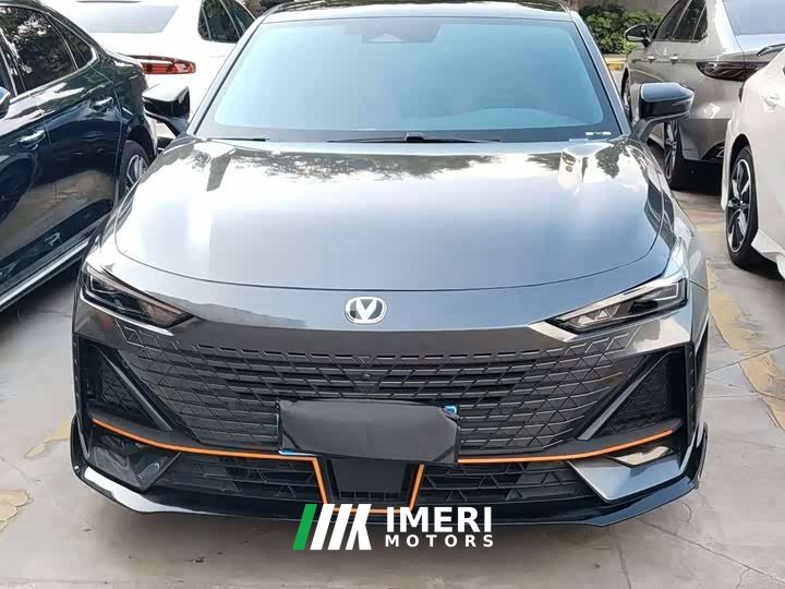 Changan UNI-V 1.5T Edition - автомобиль из Китая
