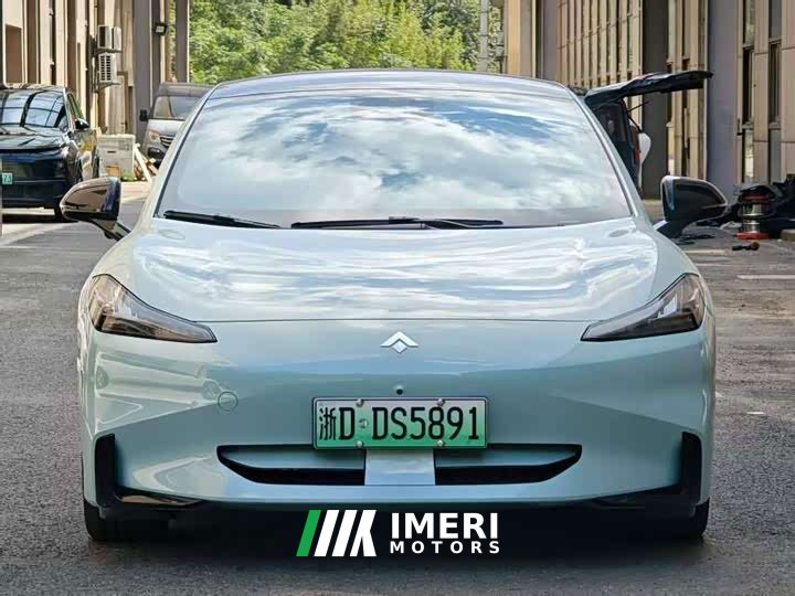 Li Auto GT 710Smart Drive3L Edition - автомобиль из Китая