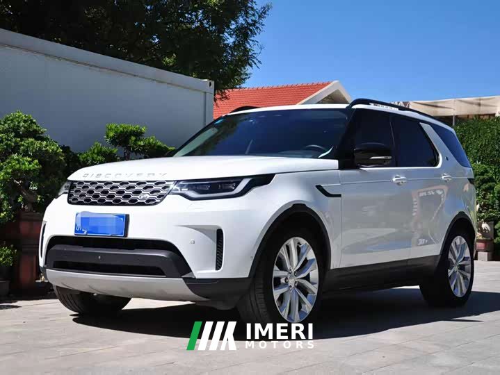 Land Rover 360PS Dynamic SE - автомобиль из Китая