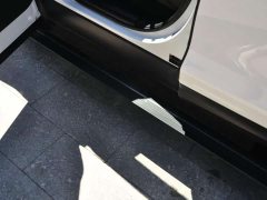 Land Rover 360PS Dynamic SE - фото 12