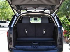 Land Rover 360PS Dynamic SE - фото 7