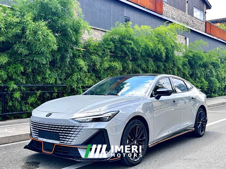 Changan UNI-V 1.5T Edition