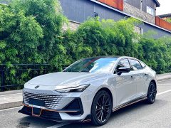 Changan UNI-V 1.5T Edition - фото 1