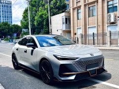 Changan UNI-V 1.5T Edition - фото 3