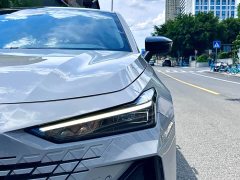 Changan UNI-V 1.5T Edition - фото 5