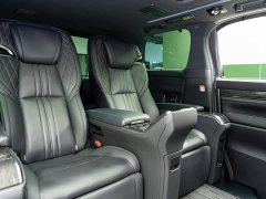 Lexus LM 3.5L - фото 11