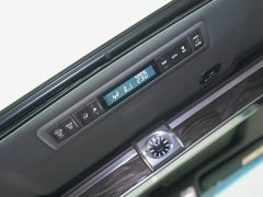 Lexus LM 3.5L - фото 14