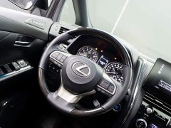 Lexus LM 3.5L - фото 16