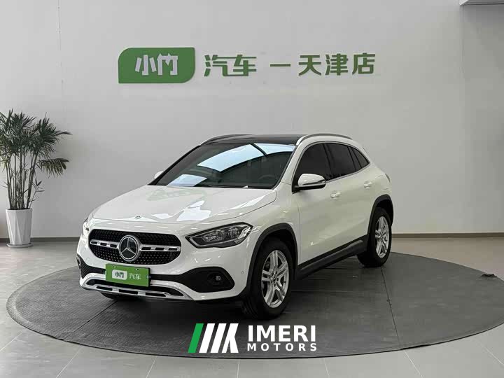 Mercedes-Benz GLA 180