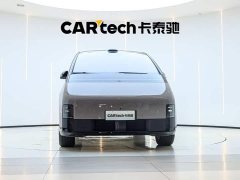 Li Auto MEGA Home Edition - фото 3