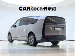 Li Auto MEGA Home Edition - фото 8