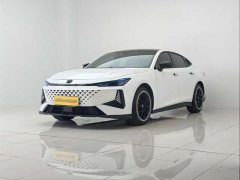 Changan UNI-V 1.5T Deluxe Version - фото 1