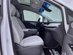 Buick GL8 Deluxe Edition - фото 18