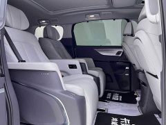 Buick GL8 Deluxe Edition - фото 20