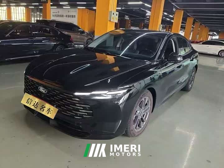 2.0T EcoBoost Luxury Version