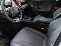 Toyota RAV4 2.0L 2WDLuxury Edition - фото 9