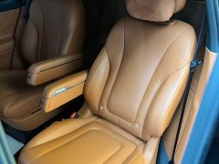 AITO Wenjie M9 extended range Max version 42kWh 6-seater version - фото 12