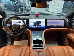 AITO Wenjie M9 extended range Max version 42kWh 6-seater version - фото 18