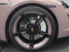 Porsche Taycan - фото 10