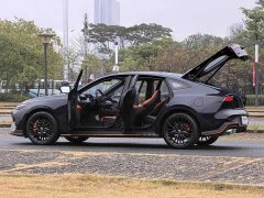 Changan UNI-V 2.0T Version - фото 4