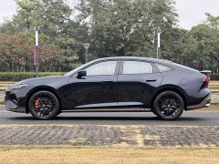 Changan UNI-V 2.0T Version - фото 6