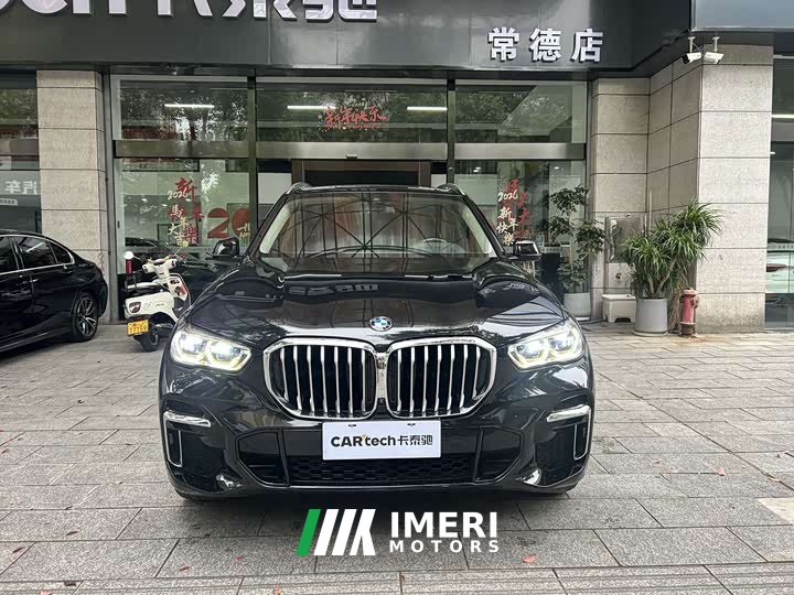 BMW X5 facelift xDrive 30Li exclusive M sports package - автомобиль из Китая