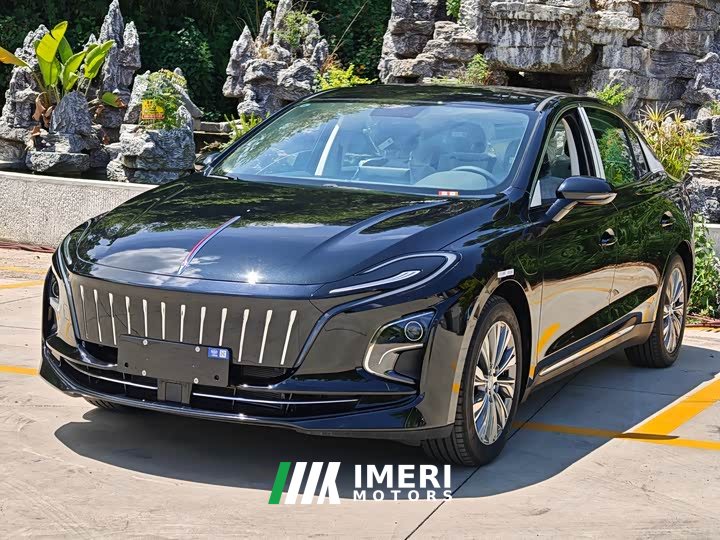 FAW E-QM5 500km Edition - автомобиль из Китая